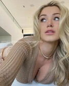 Анкета проститутки Викуся - метро Ломоносовский, возраст - 23